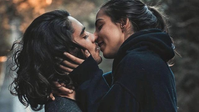 せフレを好きになった女性必見。本命彼女になるための６つの手順を教えます。